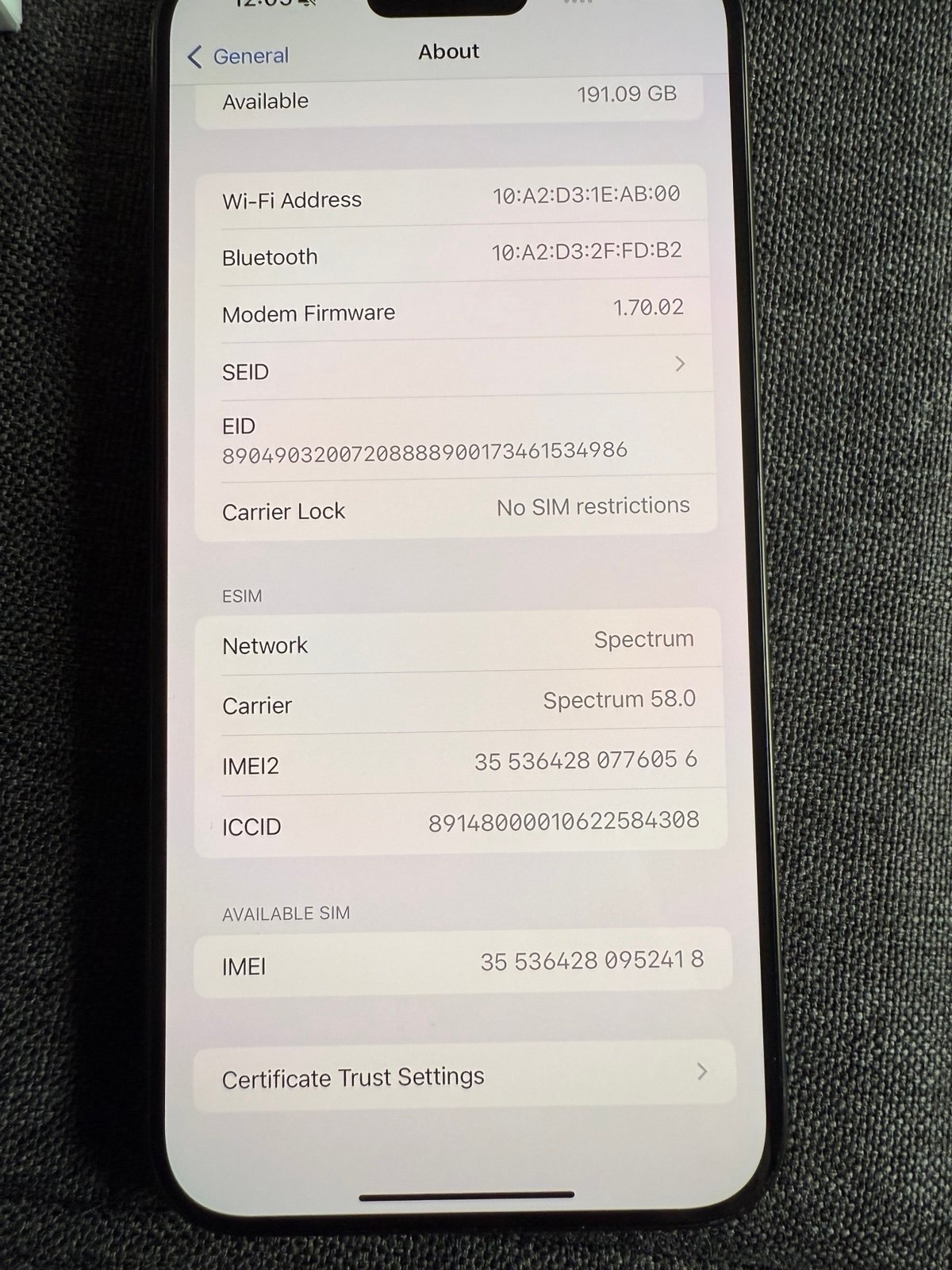 iPhone 15 Pro max *NO SIM RESTRICTIONS* 2X87