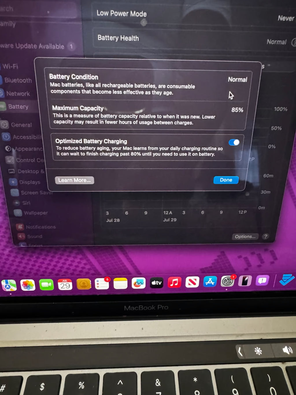 M1 MacBook Pro and 2nd Gen IPad Pro with Apple Folio keyboard & Apple Pencil 2 5D62