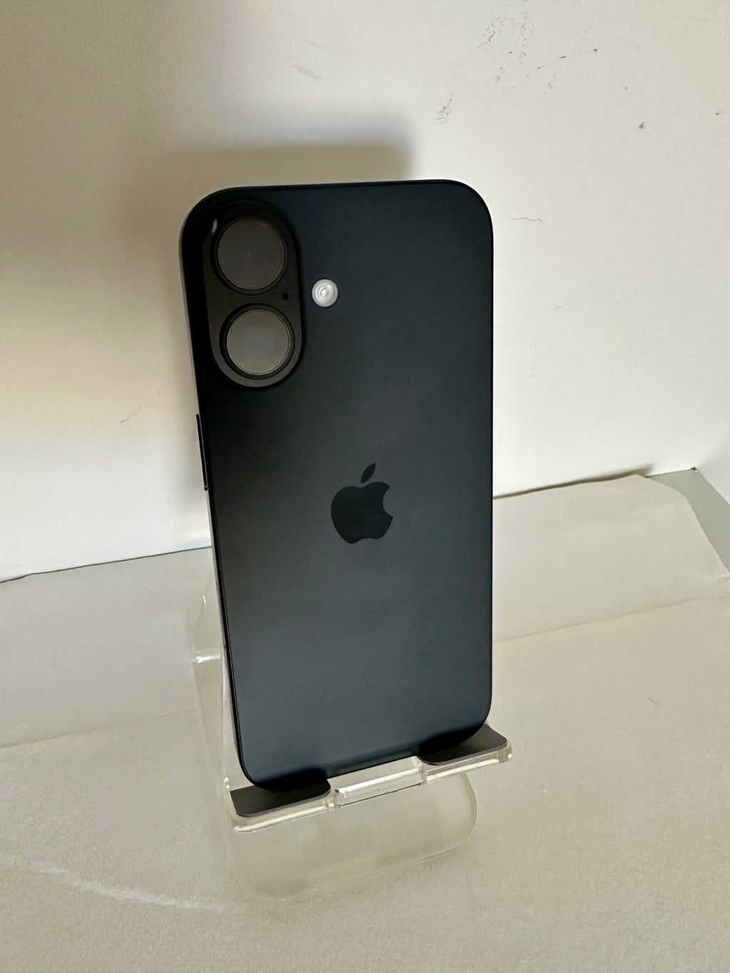 Apple iPhone 16 128GB Black UNLOCKED 3U16