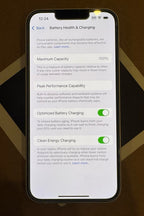 Apple iPhone 13 128 GB in White - iCloud & Carrier Unlocked 3S78