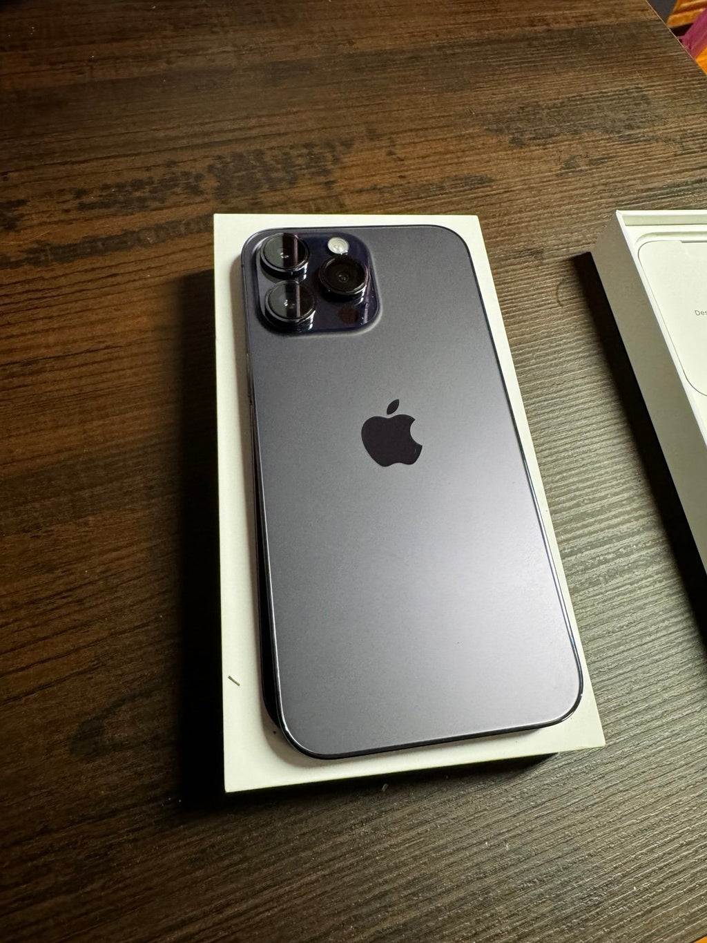 Unlocked Apple iPhone 14 Pro Max 128 GB in Deep Purple 8P13