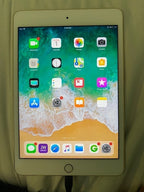 iPad mini 4th generation Gold 128 GB 5D21
