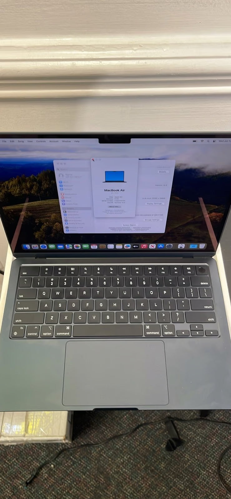 (2024)Apple Macbook Air 13in.  M2 3.49 GHz  256GB SSD 5P67