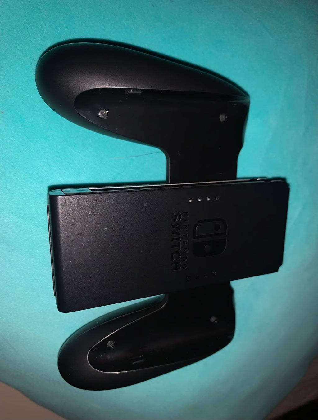 Nintendo switch oled mint condition with accessories 8B61