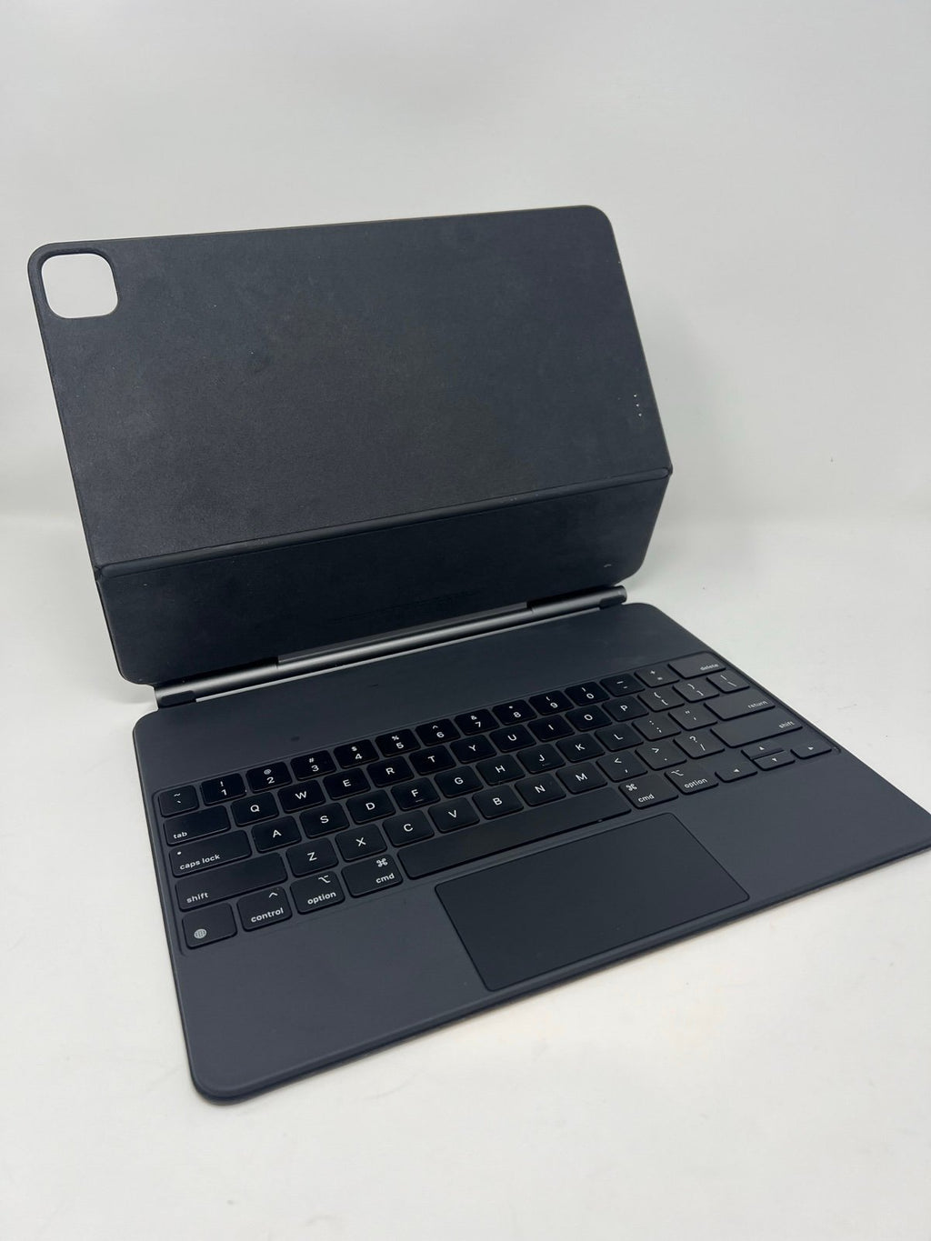 Apple iPad Pro 12.9�?inch 6th Generation 1 TB in Space Gray 5E52