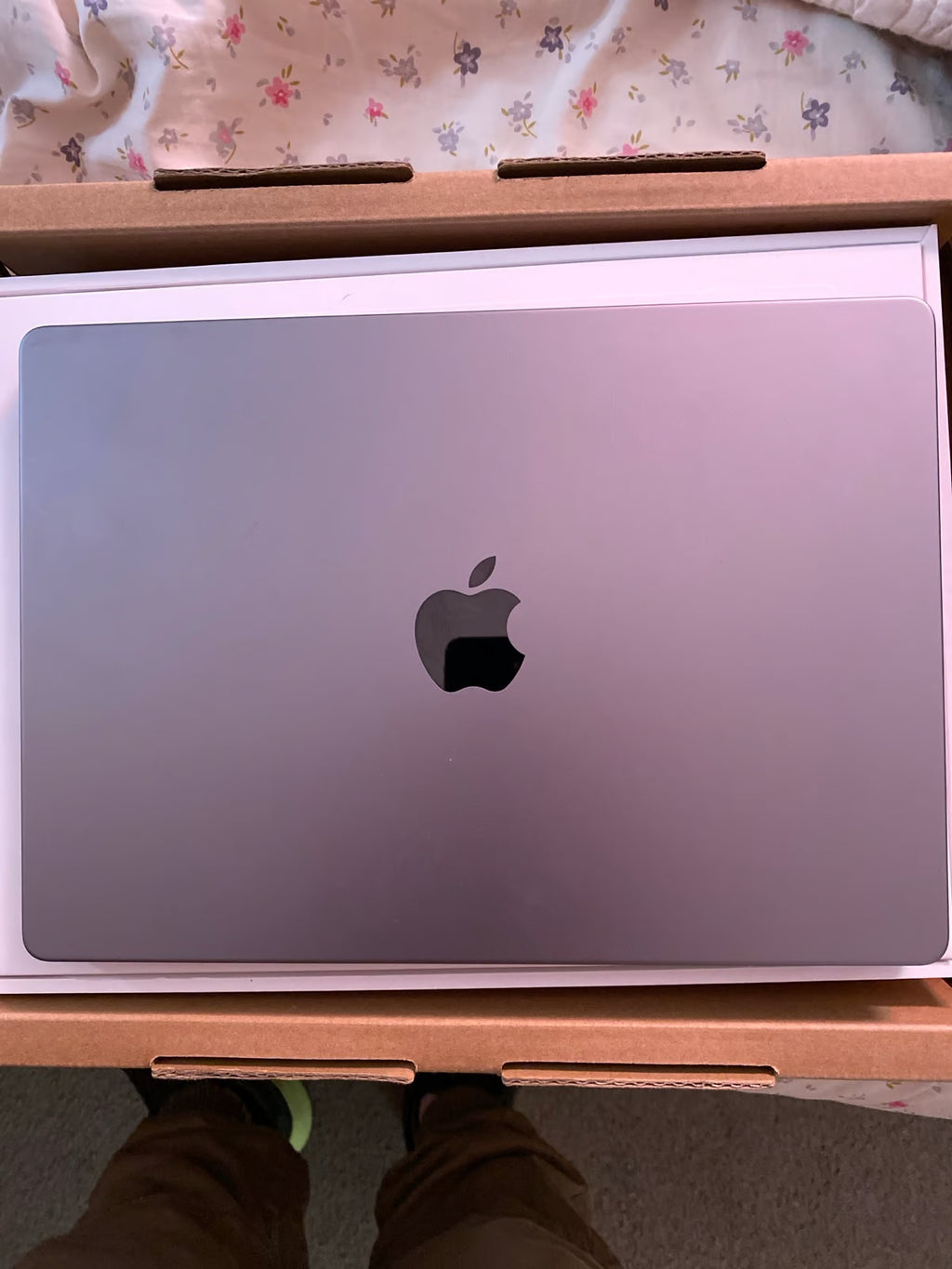 macbook pro m2 pro 14 inch 1M58