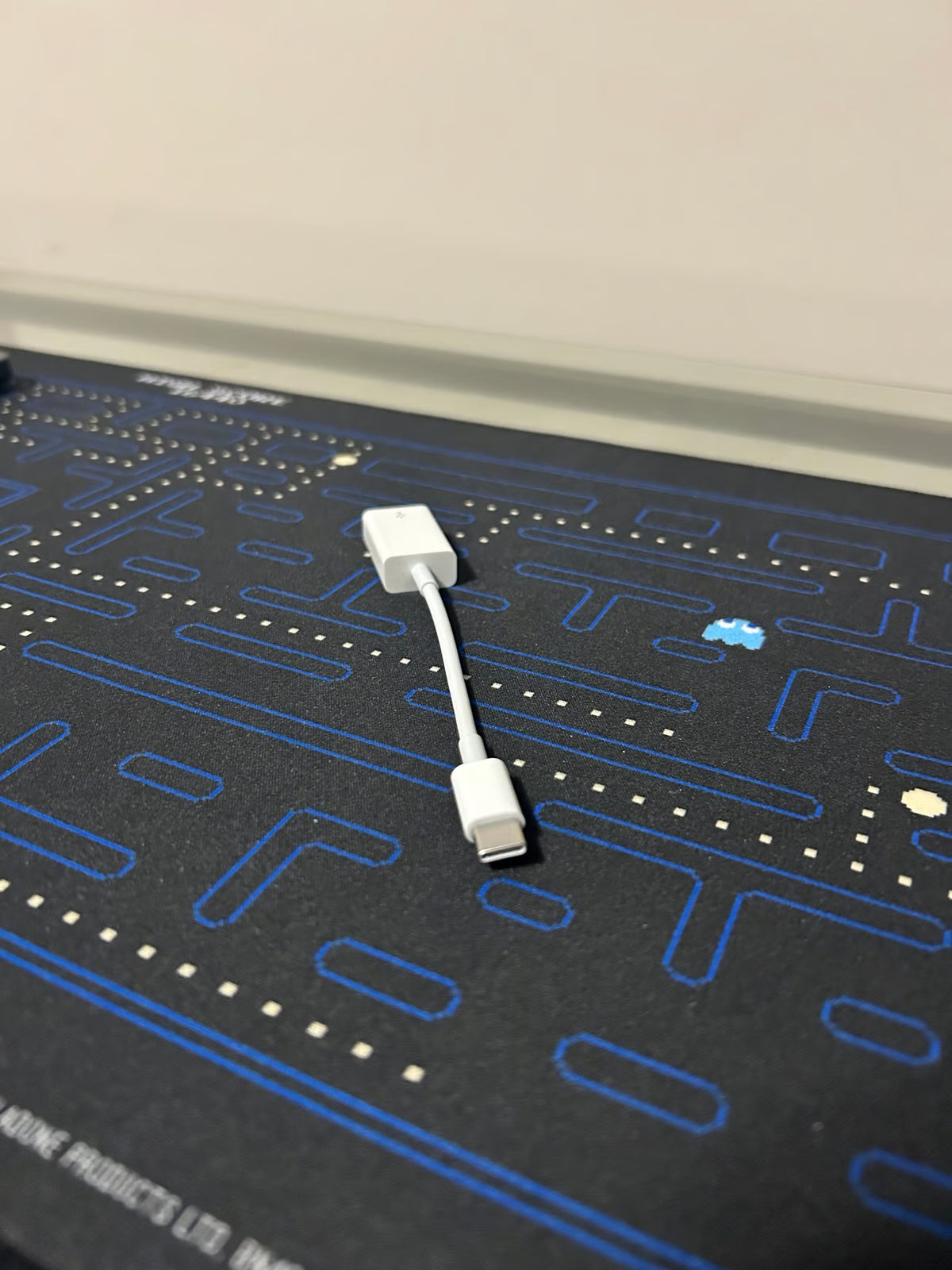 13-inch Macbook air with M2 chip 9O75