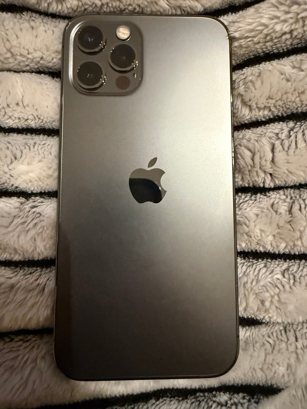 iPhone 12 Pro 512GB Graphite- New! 7N61