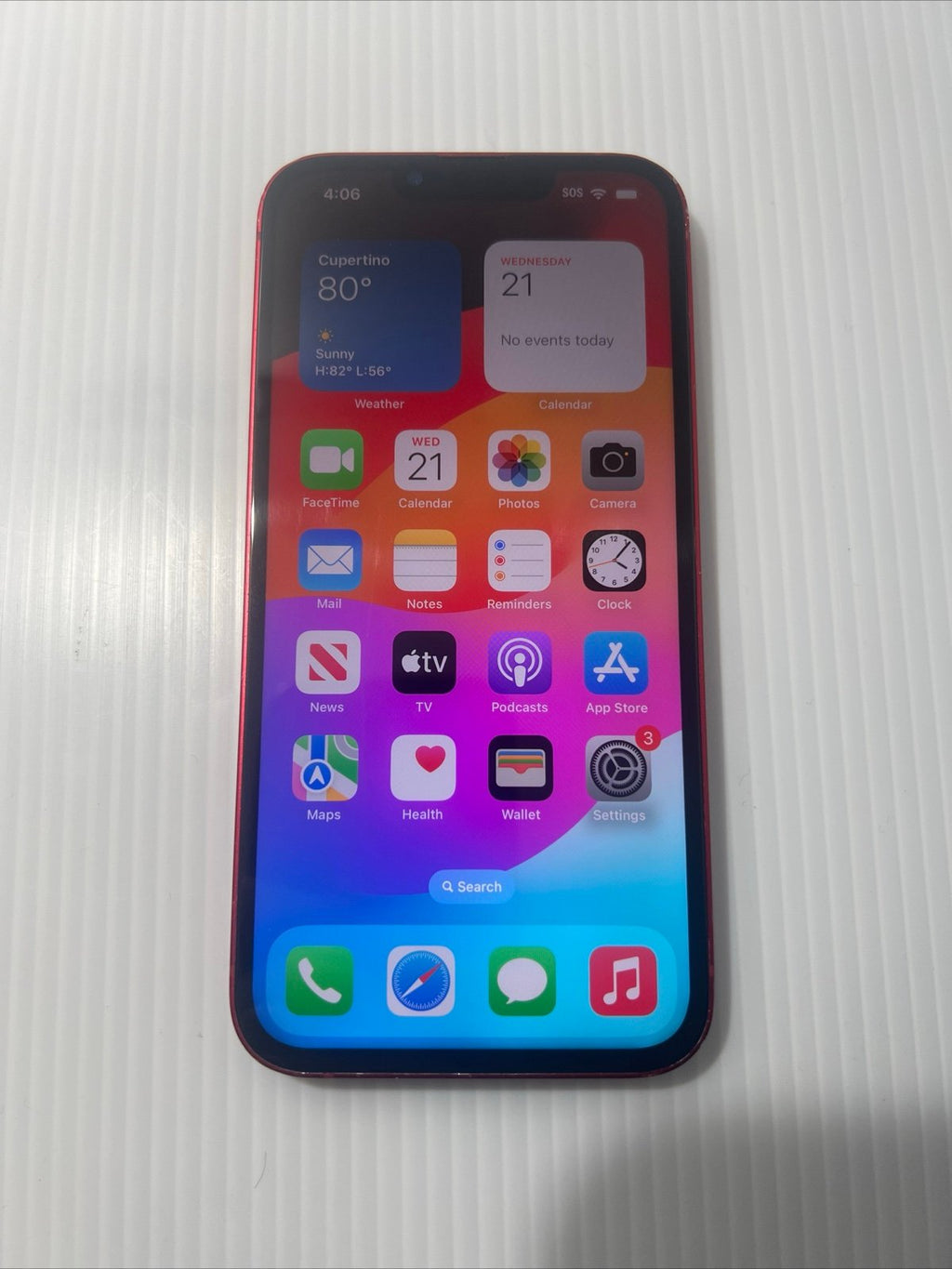 Apple iPhone 13 - 128 GB - Red (Unlocked) FAIR CONDITION 5W62