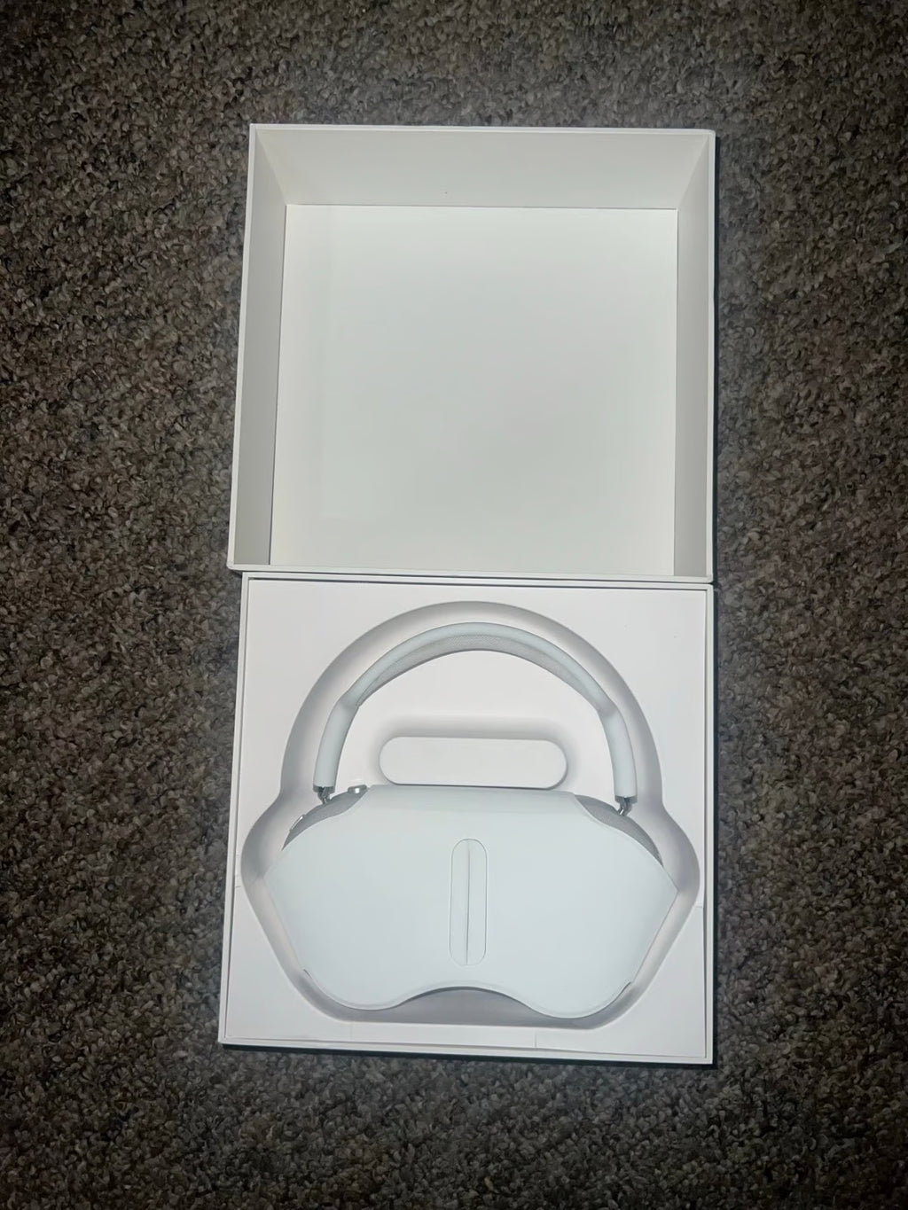 AirPods Max 8A32