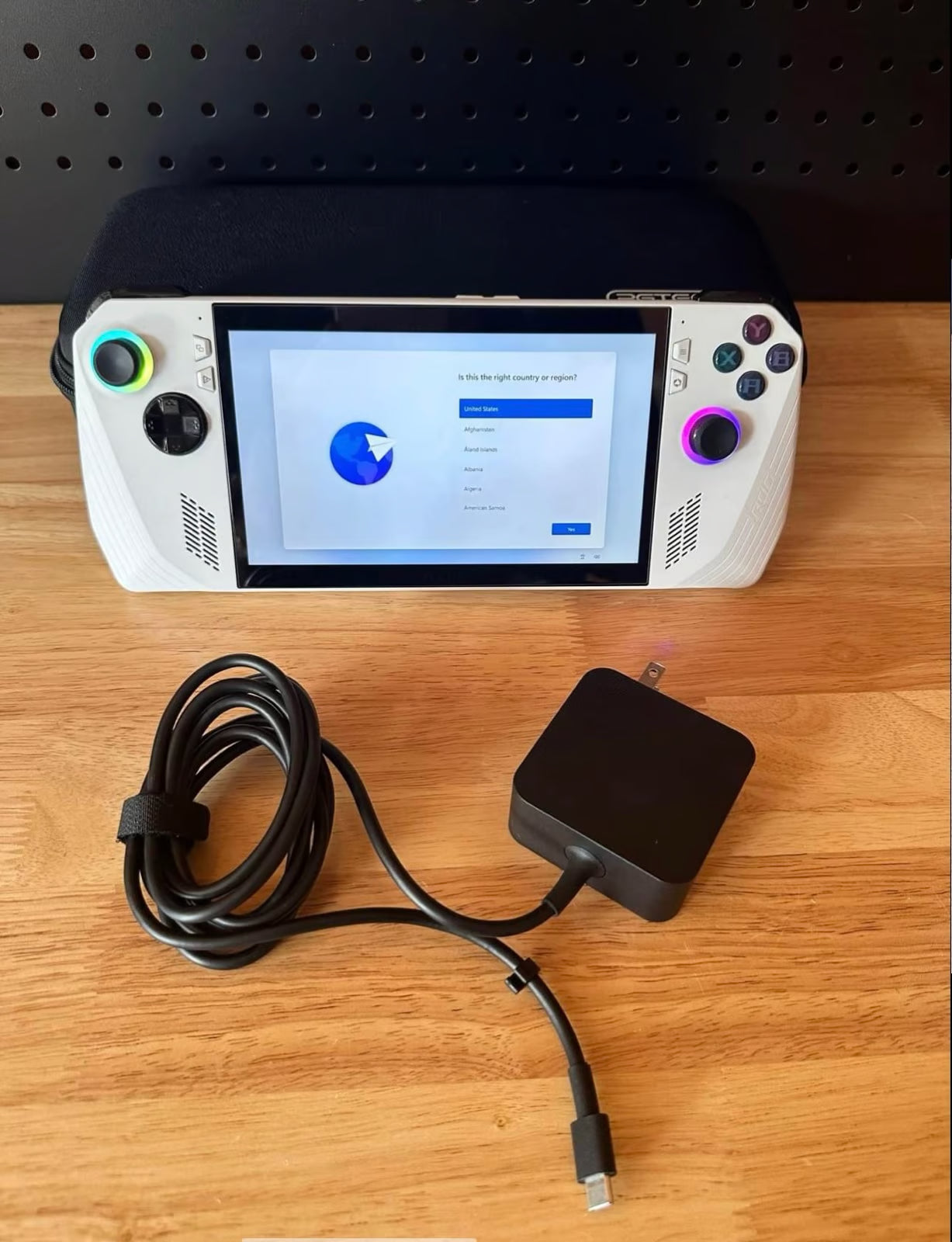 ASUS rog ally z1 extreme 8R88