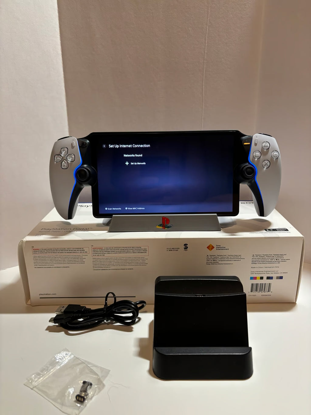 PS5 PlayStation Portal Remote Player Controller & Original Box With accessories 8N35