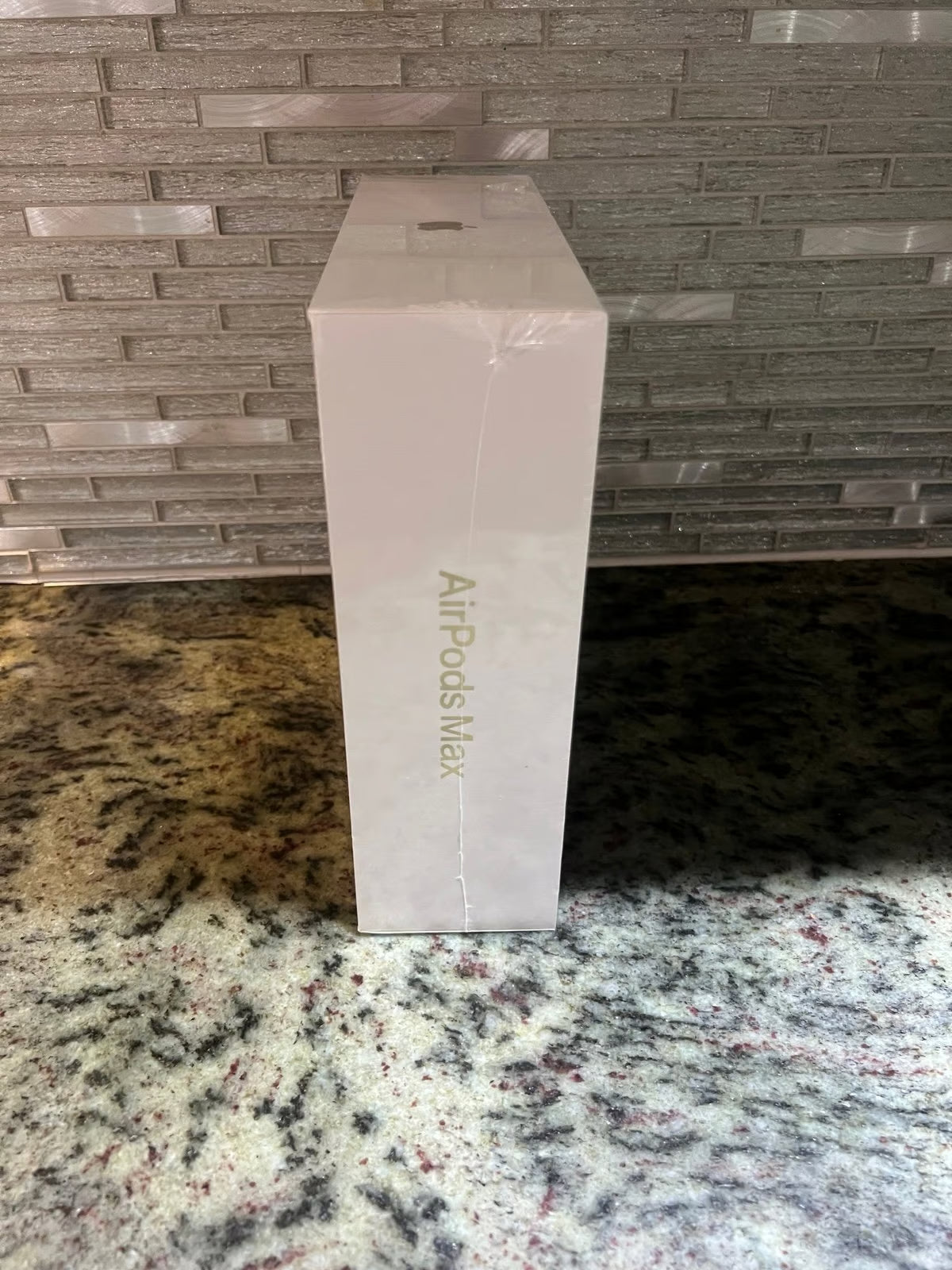 Apple AirPods Max with Smart Case & Lightning USB-C Cable 5Y28