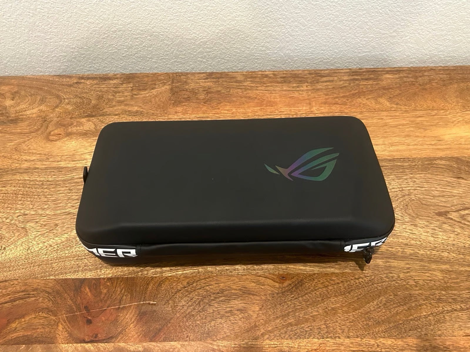 Asus Rog Ally z1 extreme 8M23