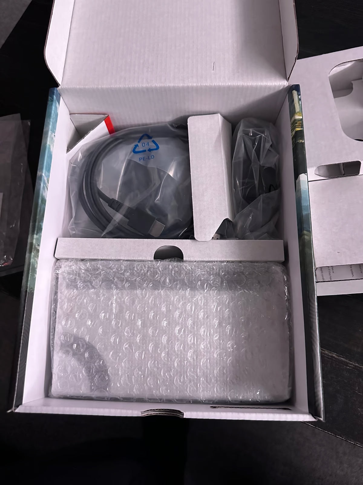 Nintendo Switch OLED The Legend of Zelda - Tears of the Kingdom Bundle 9U63