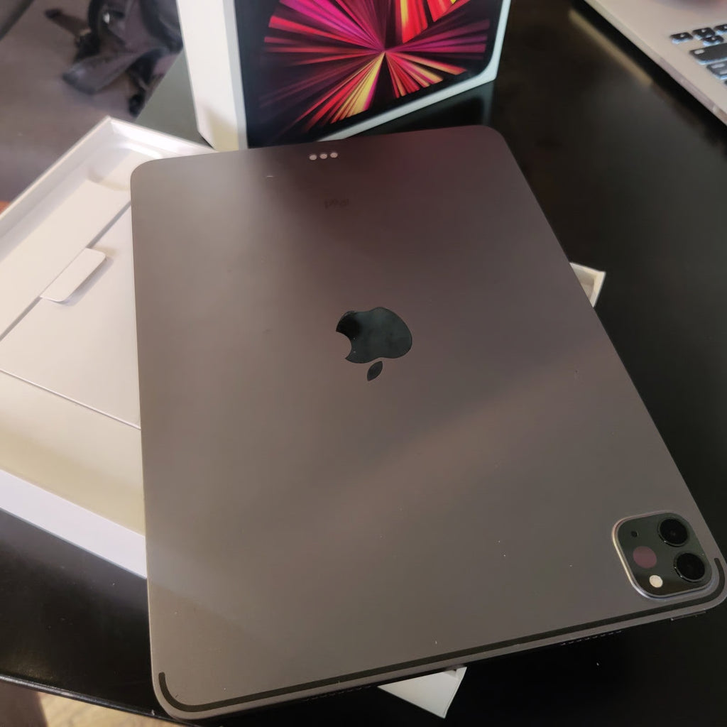 Apple iPad Air 3rd Generation 256 GB in Space Gray 3Z58