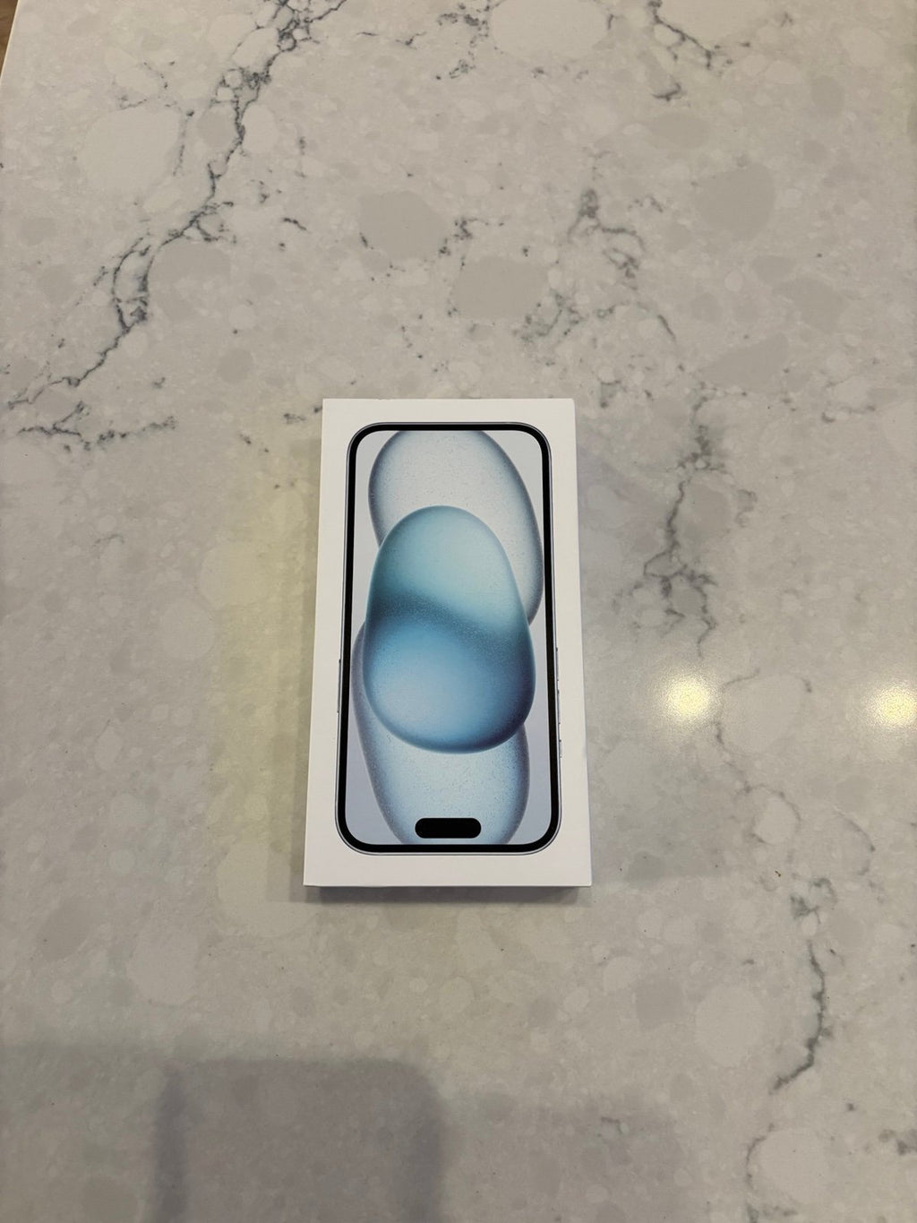 iPhone 15 256GB SIM/CARRIER Locked - Verizon 2G85