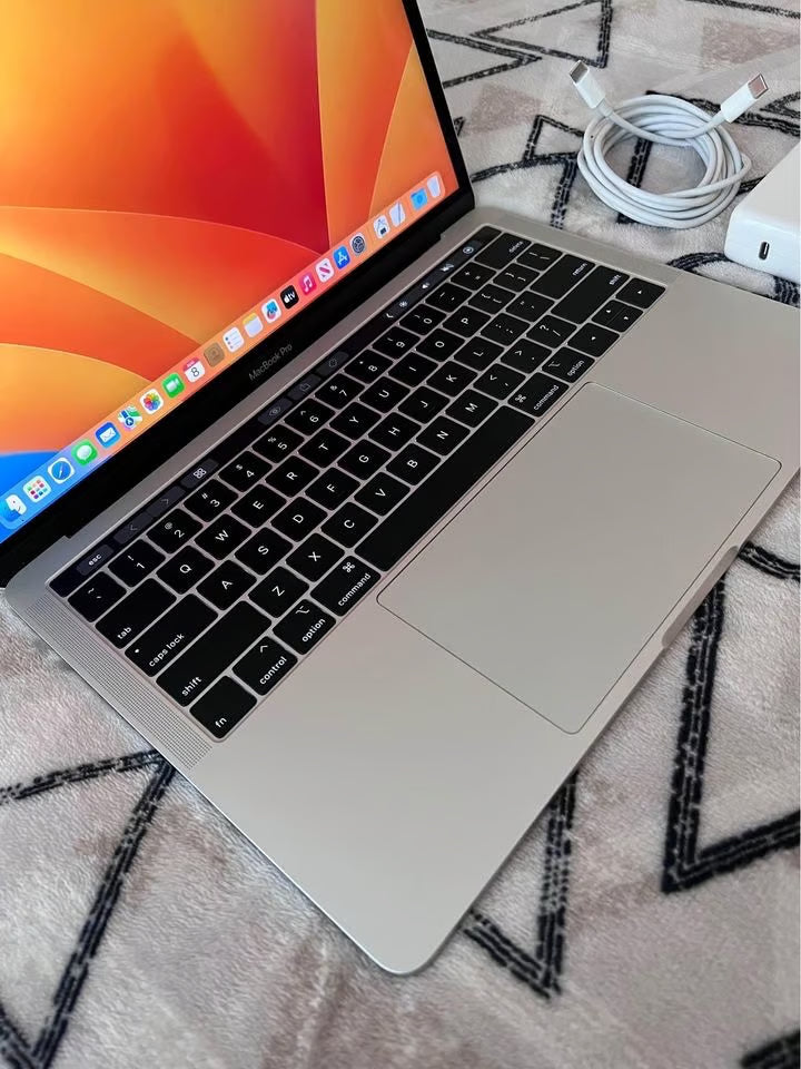 Apple Macbook Pro 13in. 7F91