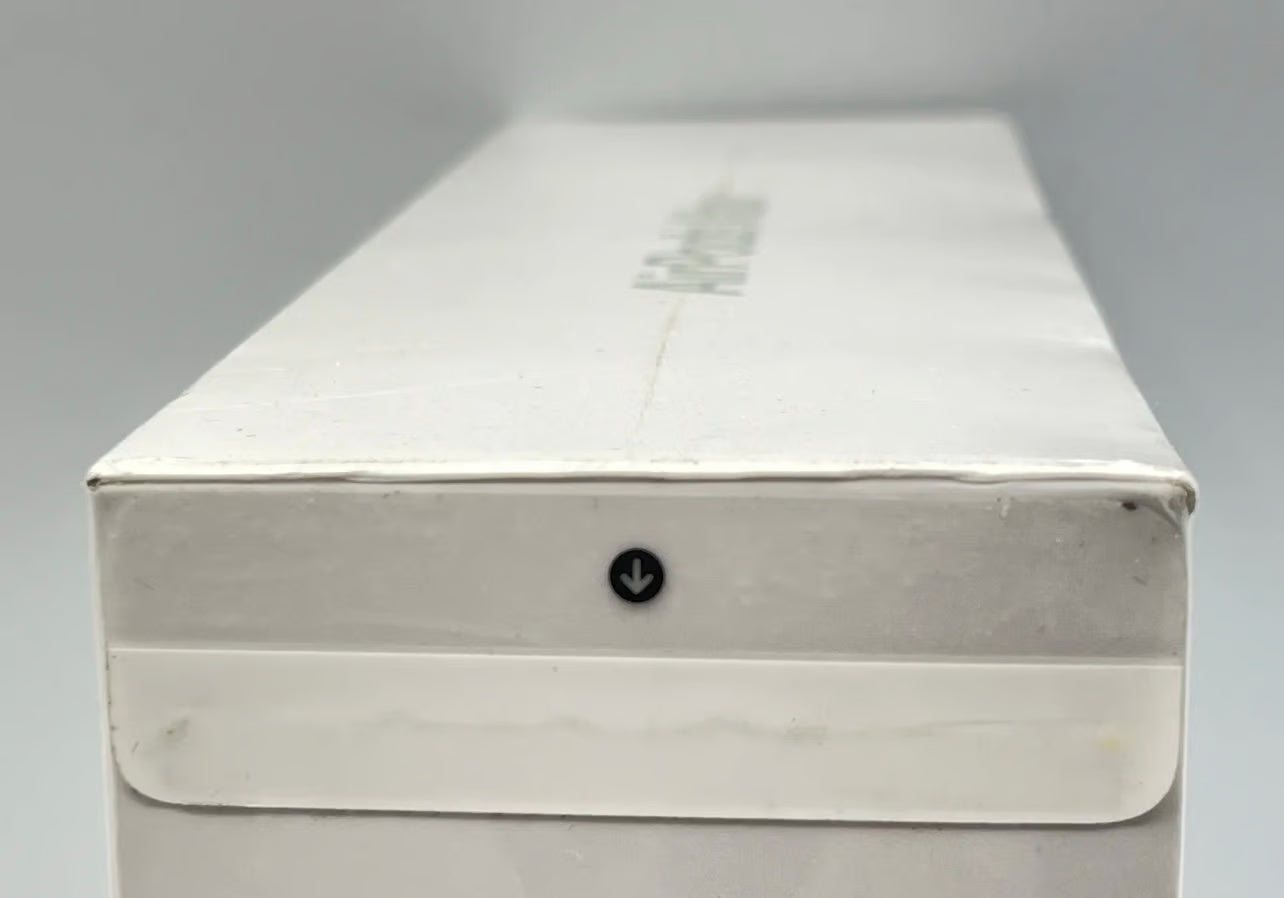 Apple AirPods Pro Max Space Gray with Wireless Charging Case *Refurbished* 3O17