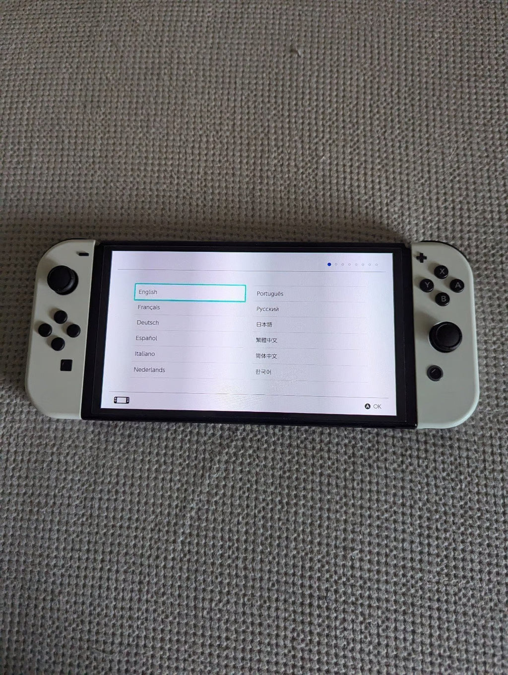 Nintendo Switch OLED with free Pro Controller 6F67