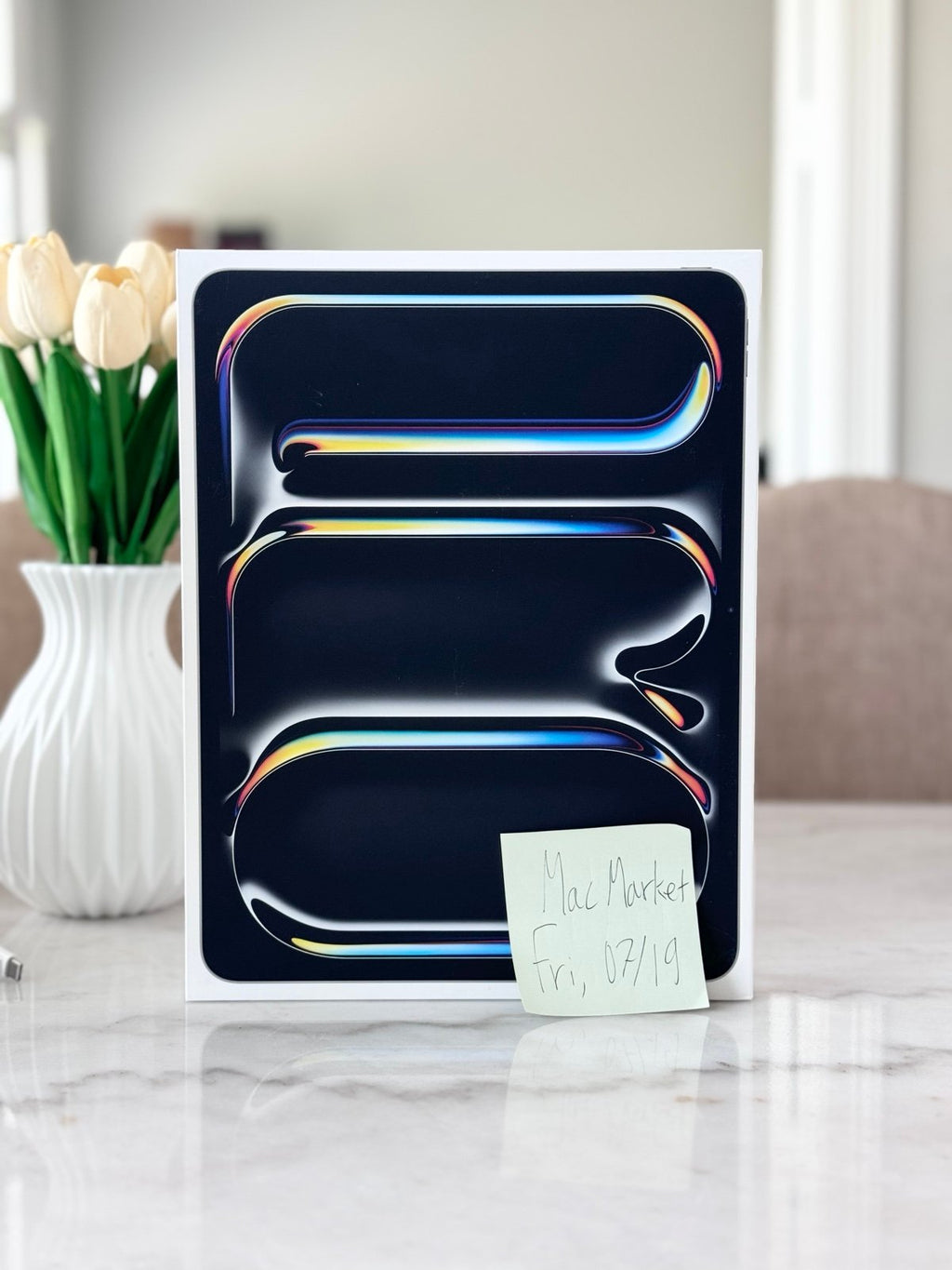 2024 2TB M4 13 inch iPad Pro WiFi + 5G Cellular Unlocked *Eligible for AppleCare 2O82