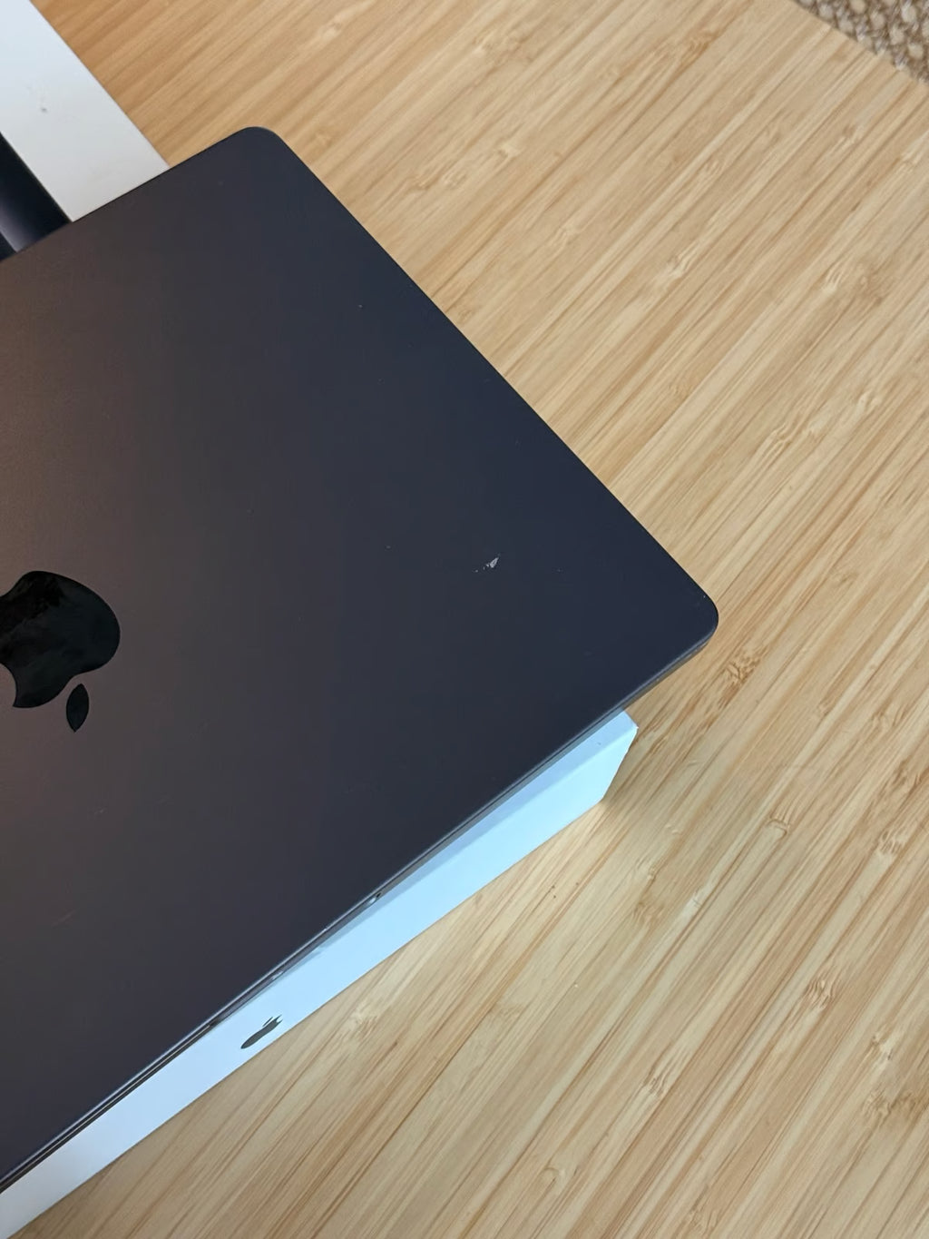 MacBook Pro 14 inch M3 1 TB 5W37