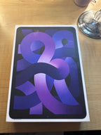 Apple iPad Air 5th Generation 64 GB in Purple *Wifi 3B65