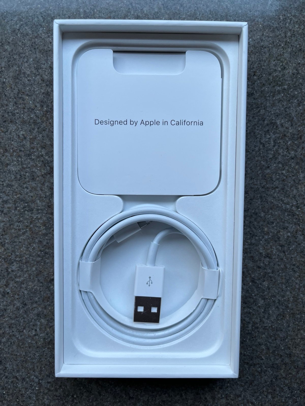 Like New Apple iPhone 13 Mini 256GB Unlocked 5G Cell Phone with Apple Case 2W39