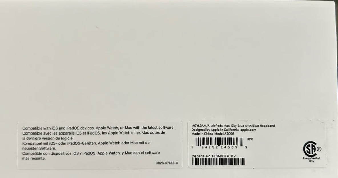 Apple AirPods Max with Smart Case in Sky Blue 2W66