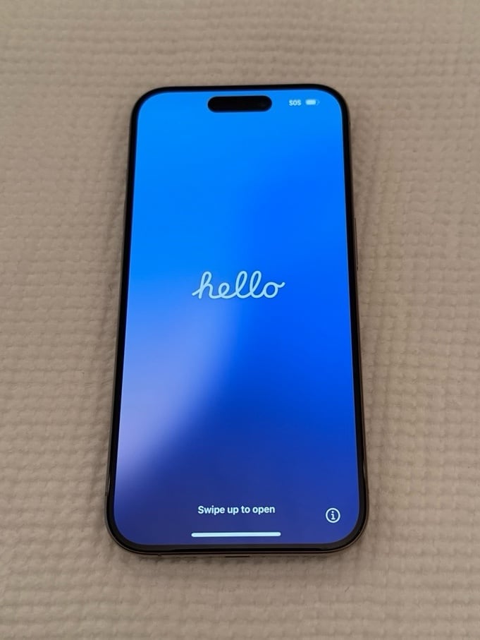 Apple iPhone 15 Pro 1TB In Natural Titanium With 鈥淣o SIM Restrictions鈥?7C69