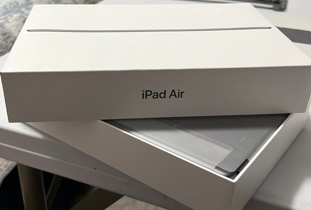 iPad Air Model A2152 Space Gray 256 GB 8W11