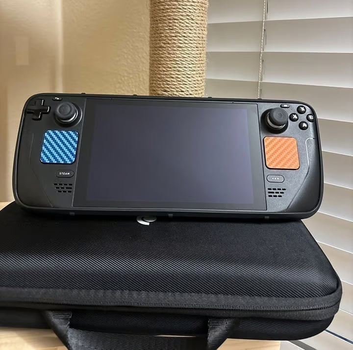 Steam Deck 64GB w/ 512GB MicroSD - LIKE NEW! 6P75