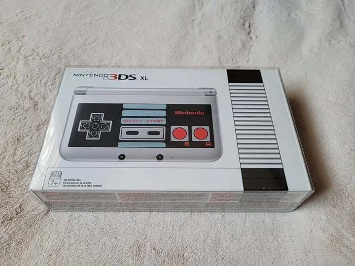 Nintendo 3DS XL NES Edition