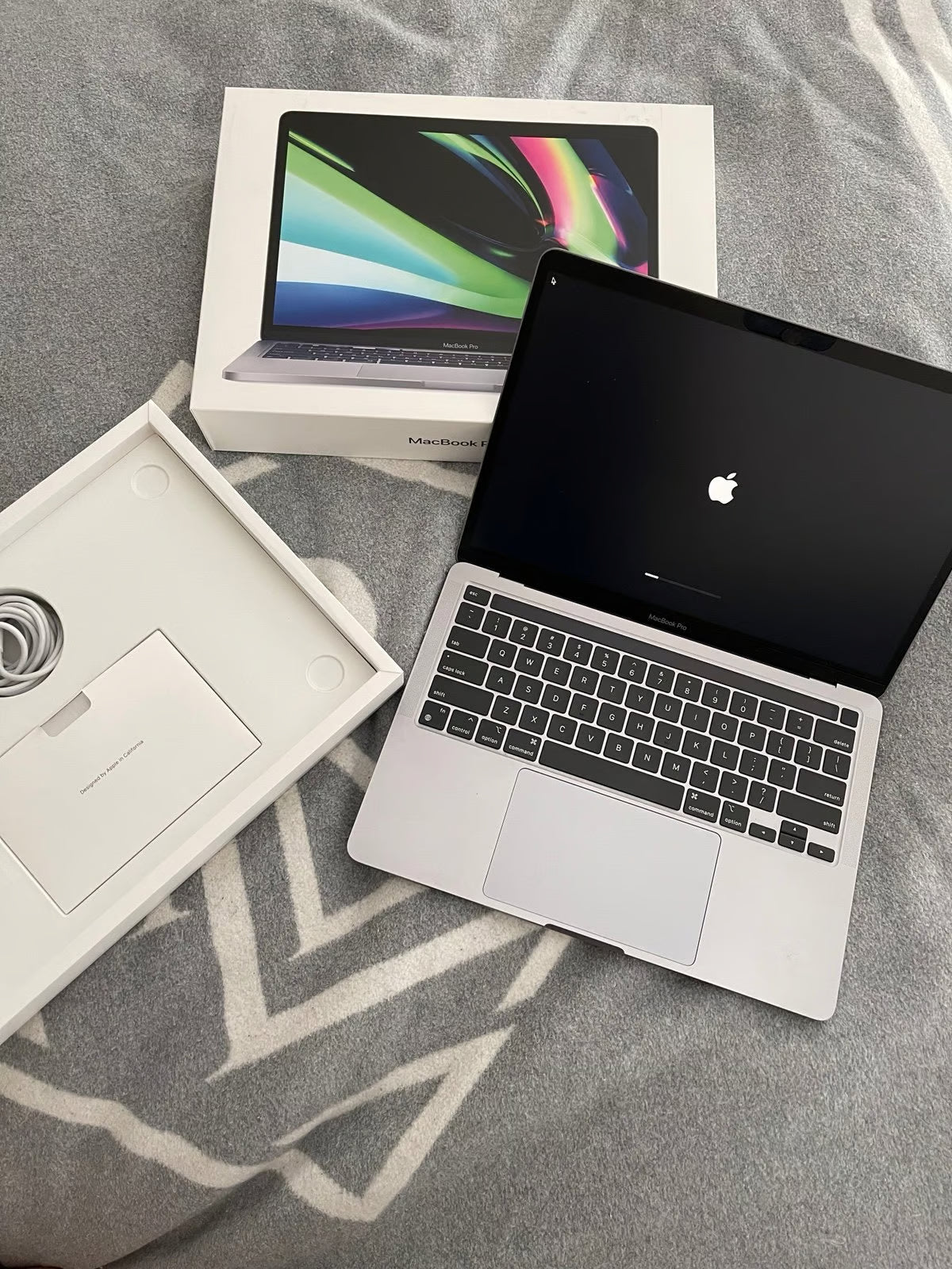 macbook pro m1 13.3 1K65