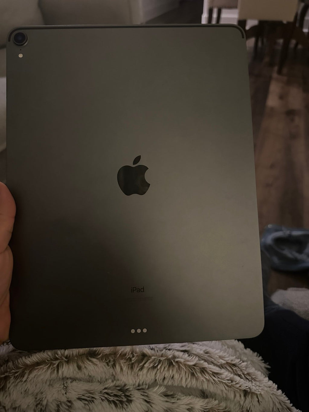 iPad Pro 12.9 inch (3rd Gen - 2018) 2W69