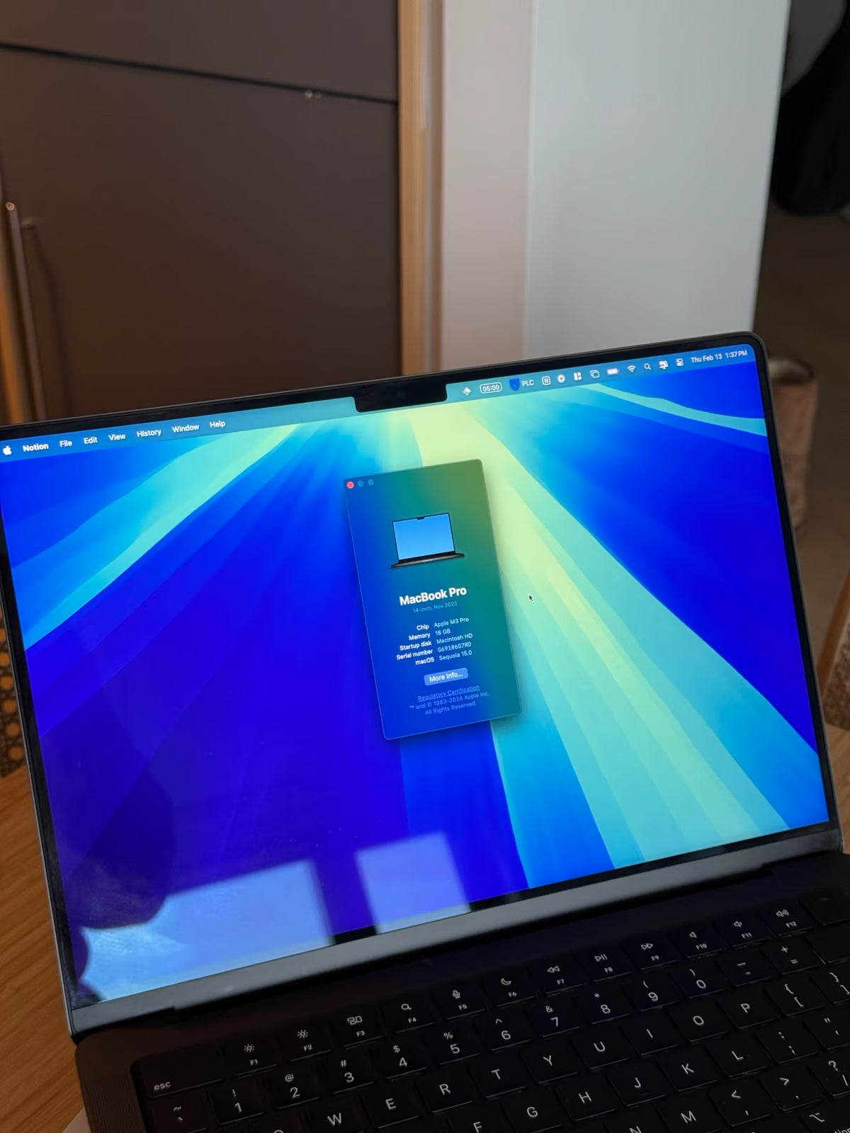 MacBook Pro 14 inch M3 1 TB 5W37