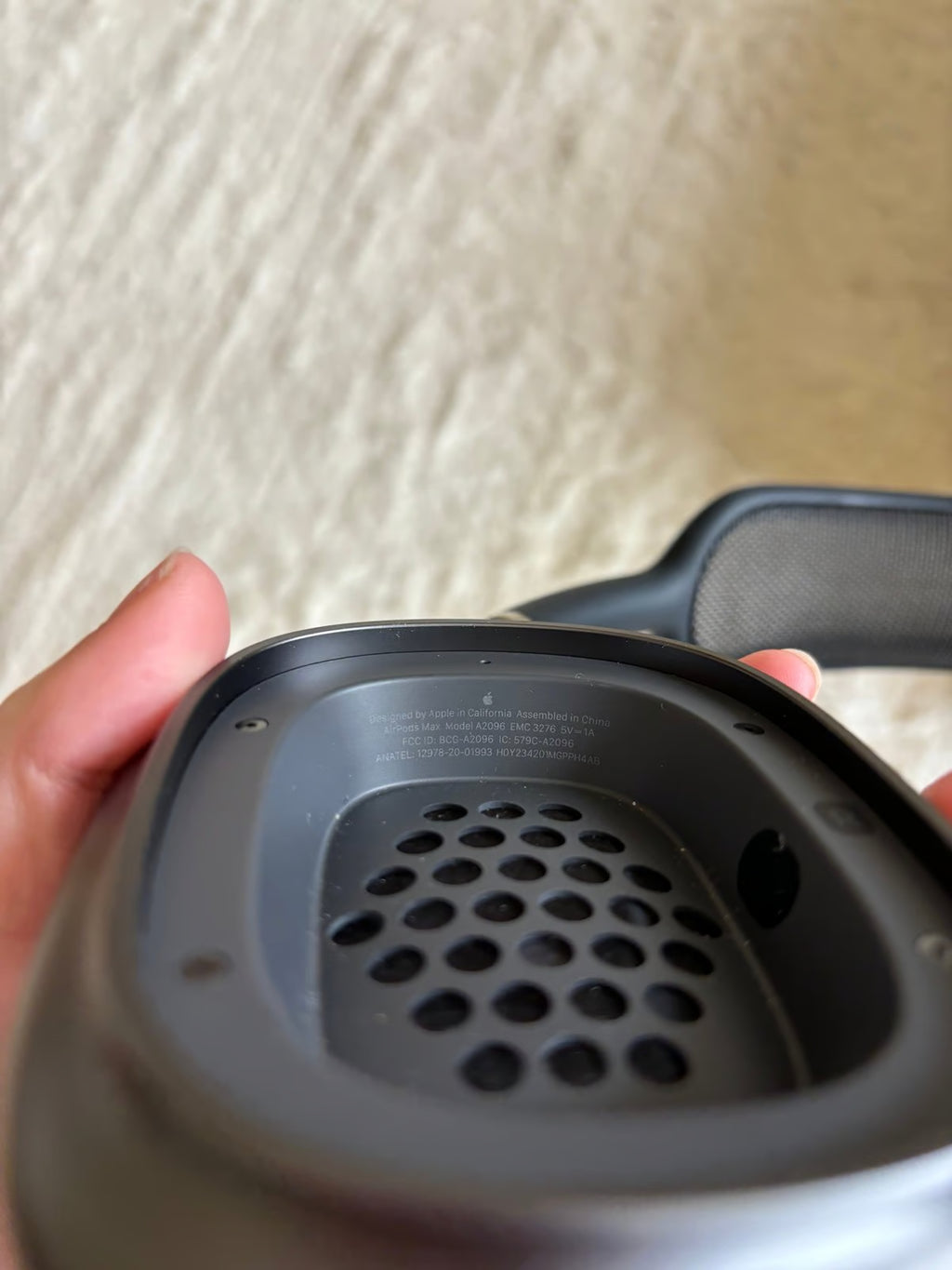 Apple AirPods Max with Smart Case in Space Gray 7R31