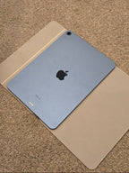 Apple iPad Air 5th Generation 64 GB in Blue 1R83