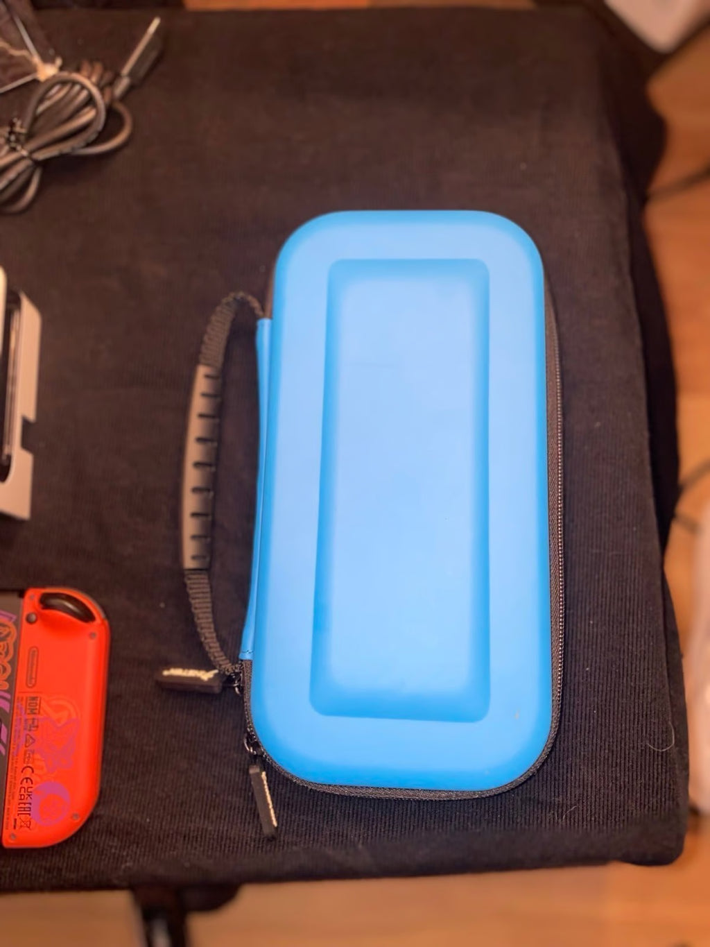 Nintendo Switch Pokemon Scarlet & Violet Edition + new ""age of calamity"" game. 2D27