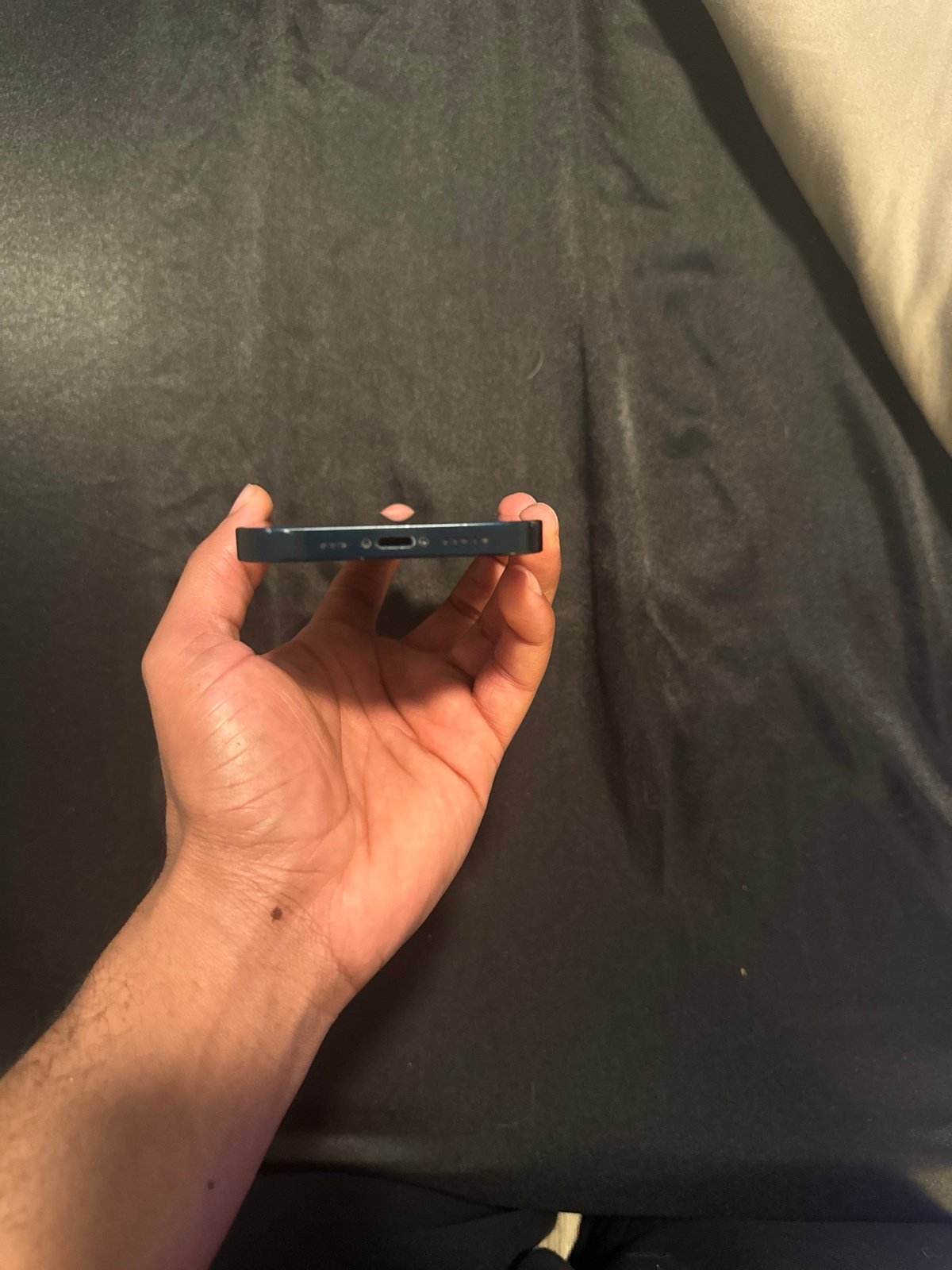 iPhone 14 128 gb black unlocked 6L17