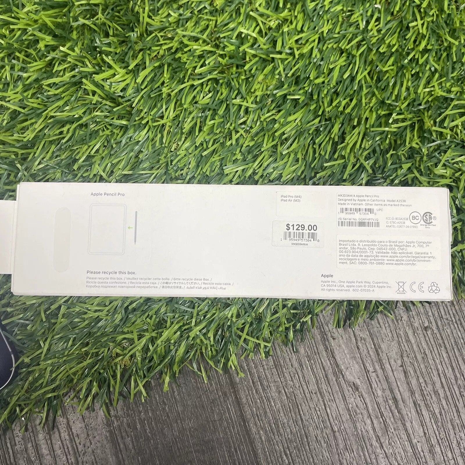 iPad Pro 13"" M4 - 1TB Wifi + Cellular (Unlocked) Magic Keyboard + Pencil 6J86