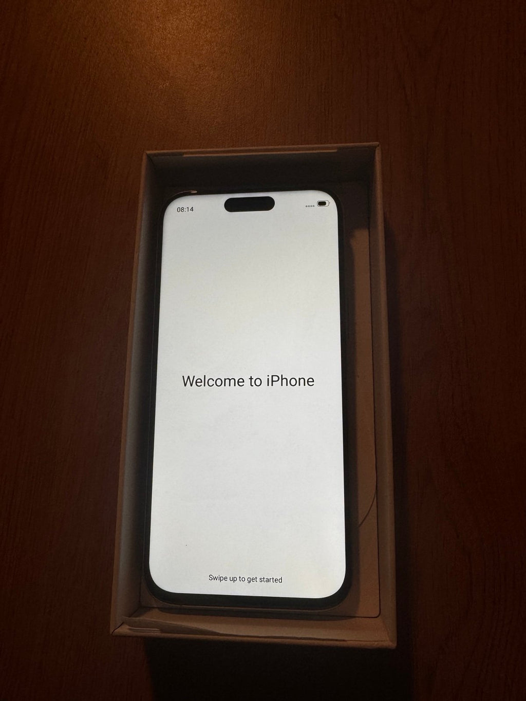 Apple iPhone 16 2J62