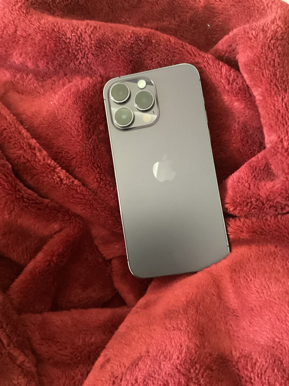 iphone 14 pro max locked 8S69