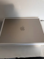 Apple MacBook Air 13-inch Laptop - M3 chip 1P61