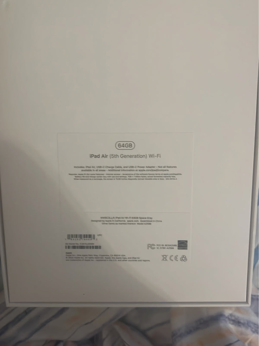 Apple iPad Air 5th Generation 64 GB in Space Gray 3Y32