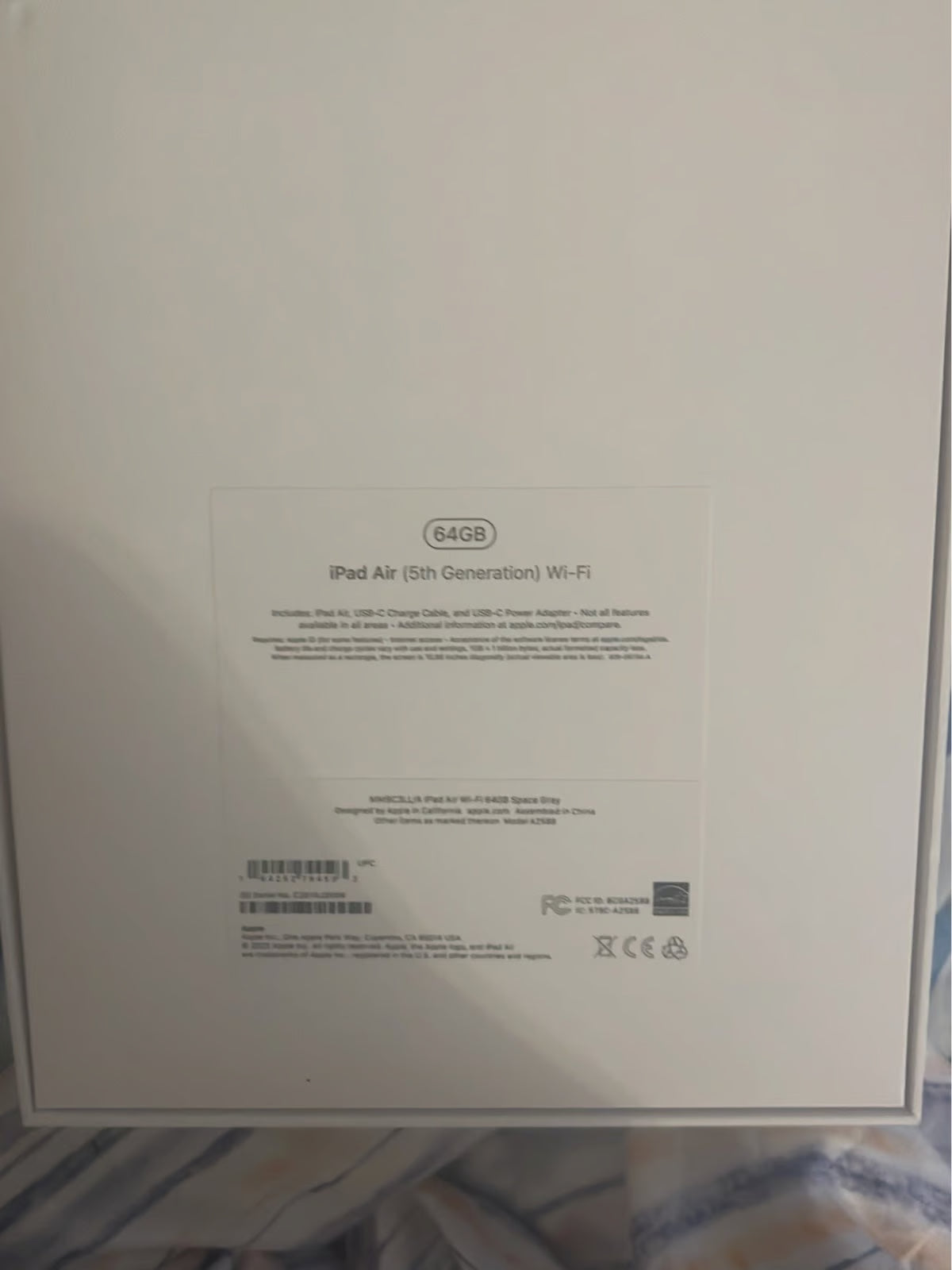 Apple iPad Air 5th Generation 64 GB in Space Gray 3Y32