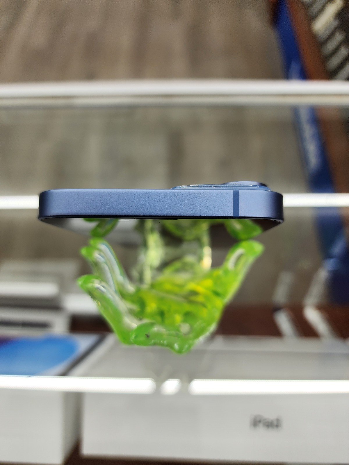 Apple iPhone 14 256 GB in Blue for Unlocked 7A68