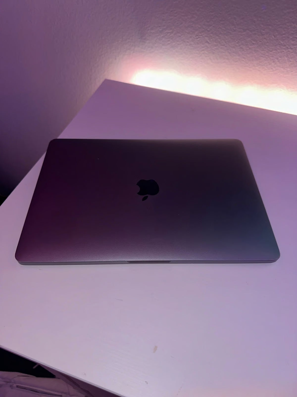 2020 13 inch M1 MacBook Pro 2N95