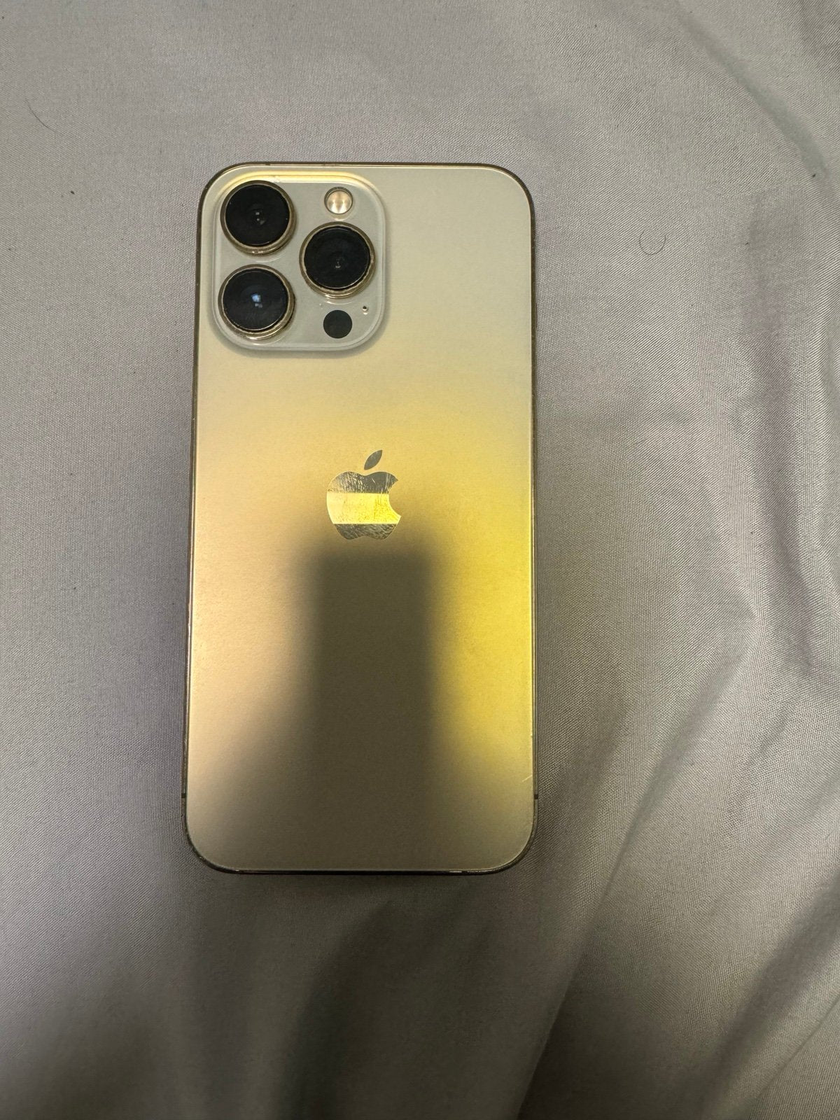iPhone 13 Pro 2F51