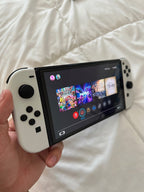 Nintendo switch oled bundle 5R68